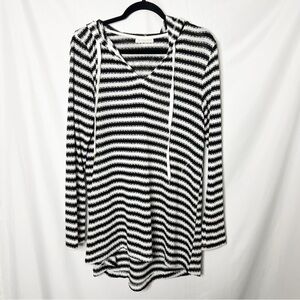 La Blanca Black and White Long Sleeve Hooded Cover Up